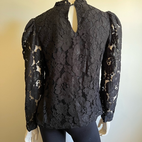 Black Puff Sleeve lace top with lining - Picture 4 of 5